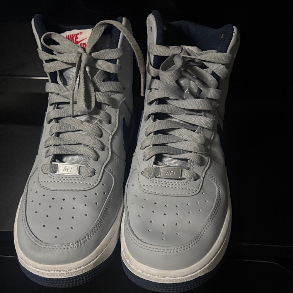 Nike High Top Sneakers - Gray and Navy